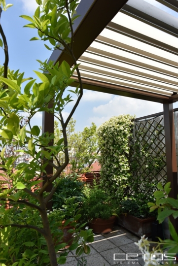 PERGOLE-BIOCLIMATICHE-PER-TERRAZZO